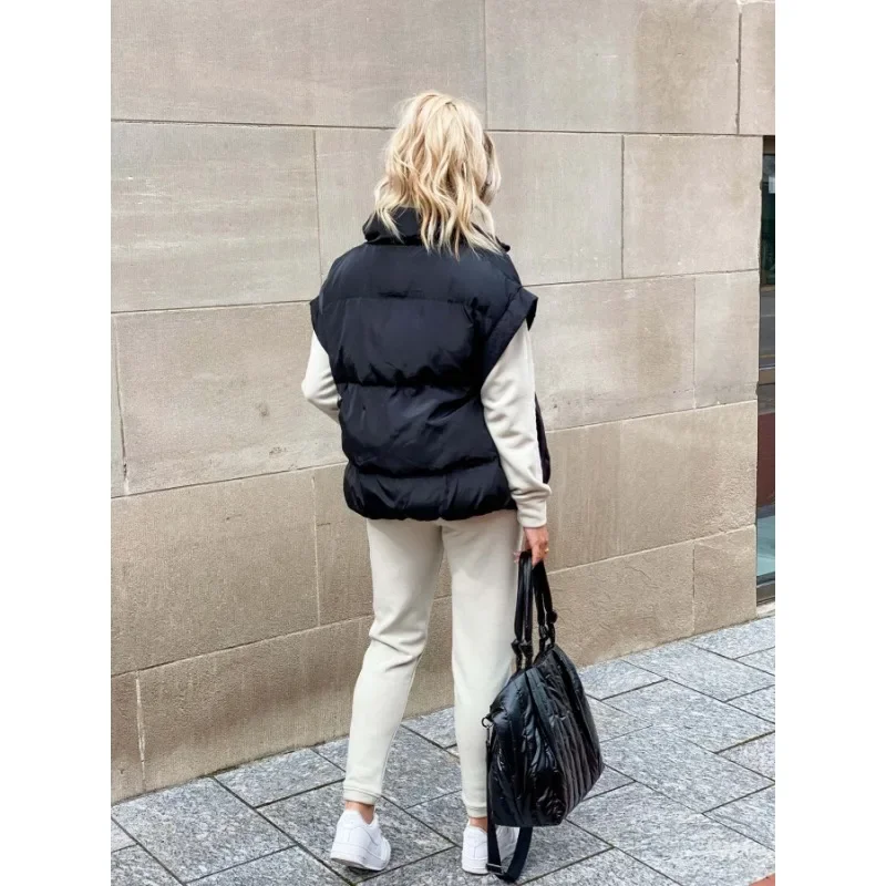 Puffer Vest for Women - Cropped Length - Image 2