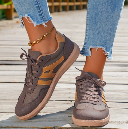 Casual Lace-Up Sneakers for women - Low Top - Contrast Stripe Detail - Image 1